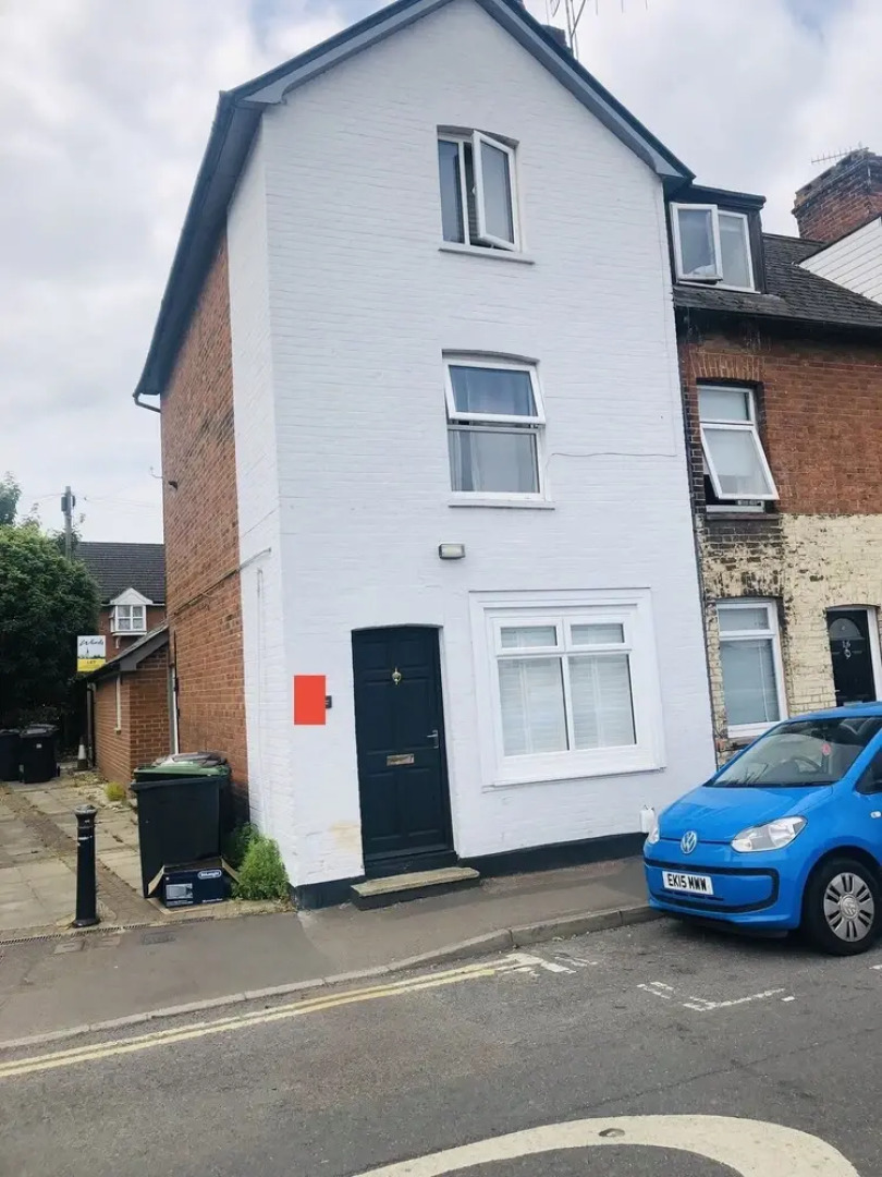 Charming 3 Double Bed Apartment in Tonbridge