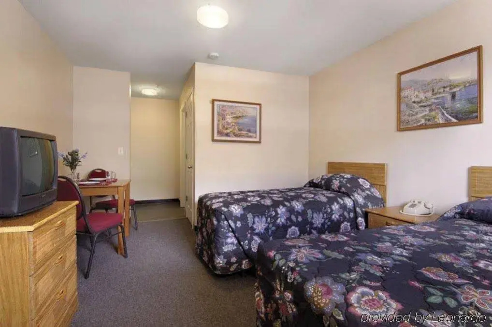 Savannah Suites Greenville