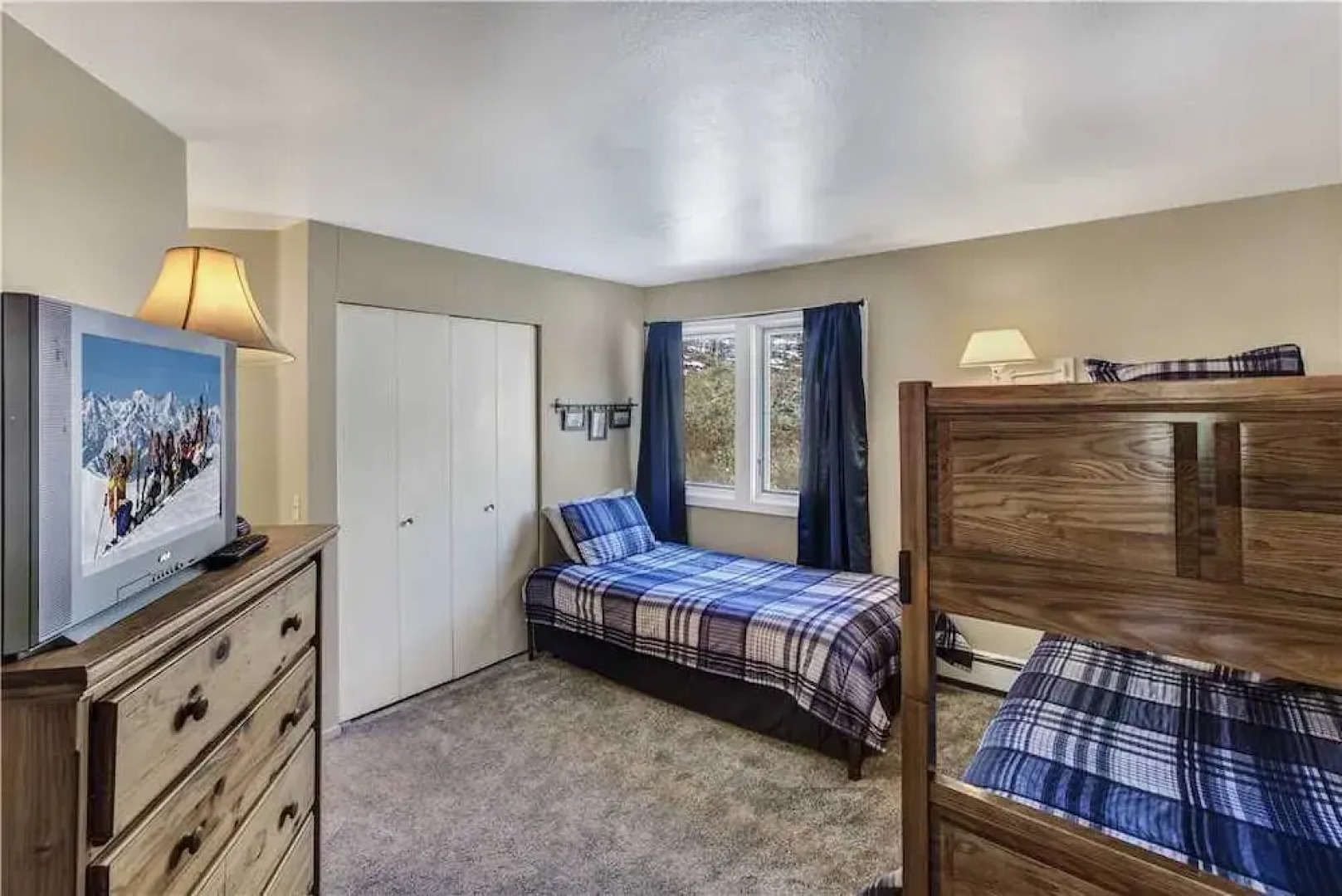 Woodbridge 19C - 2 Bedrooms Condo