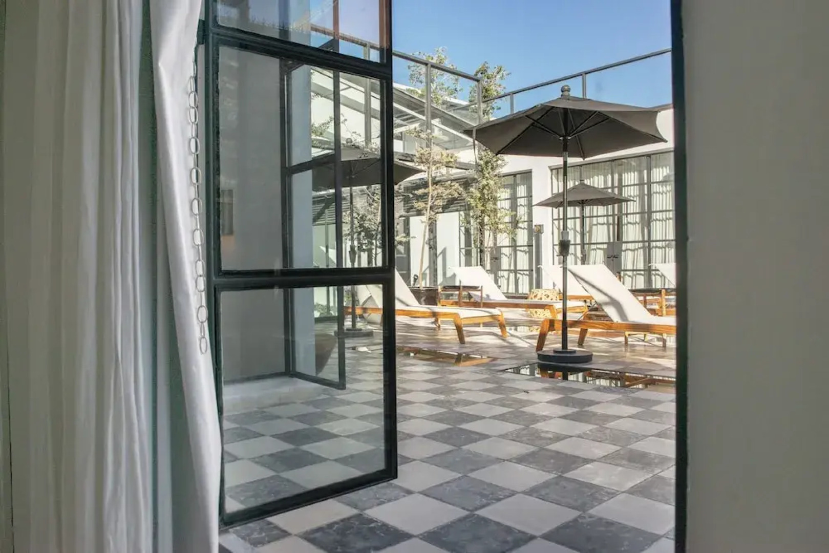 Doce18 Concept House