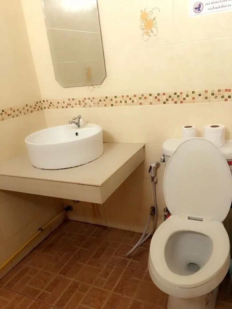 Green Leaf Guesthouse