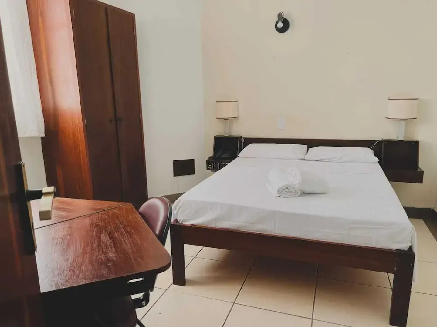 Binder Hotel Mogi Guacu