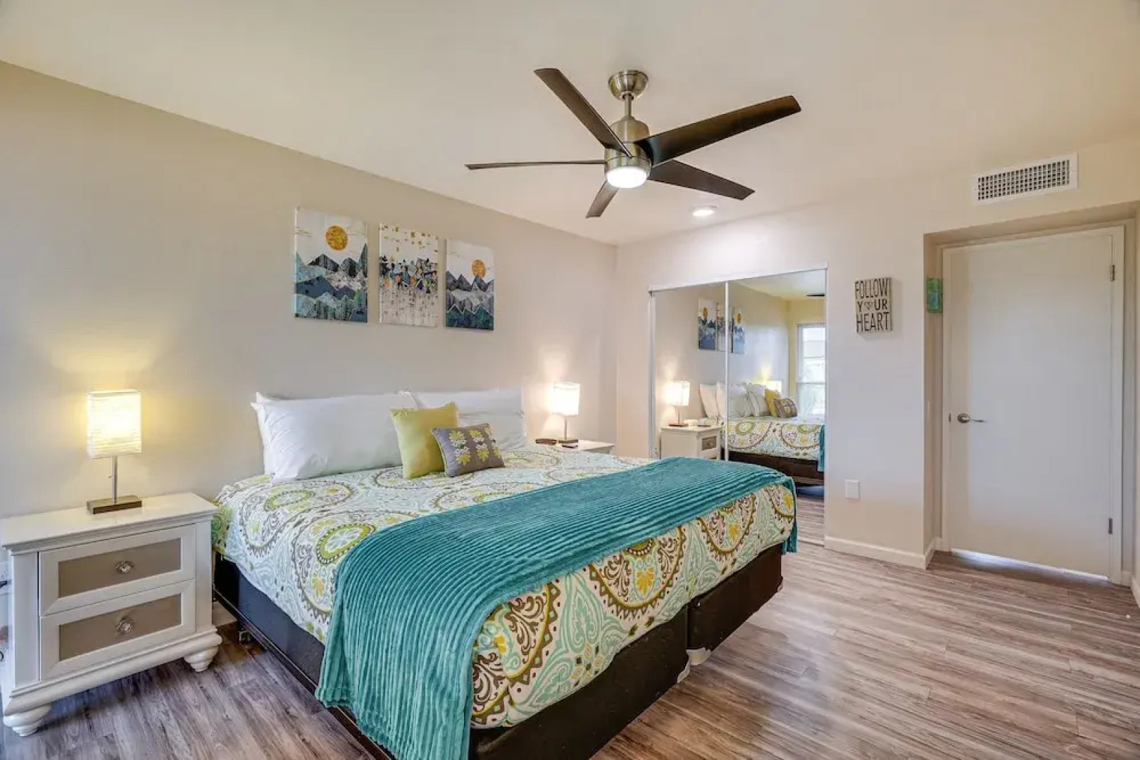 Sun Valley Home w/ Screened Porch & Gas Grill!