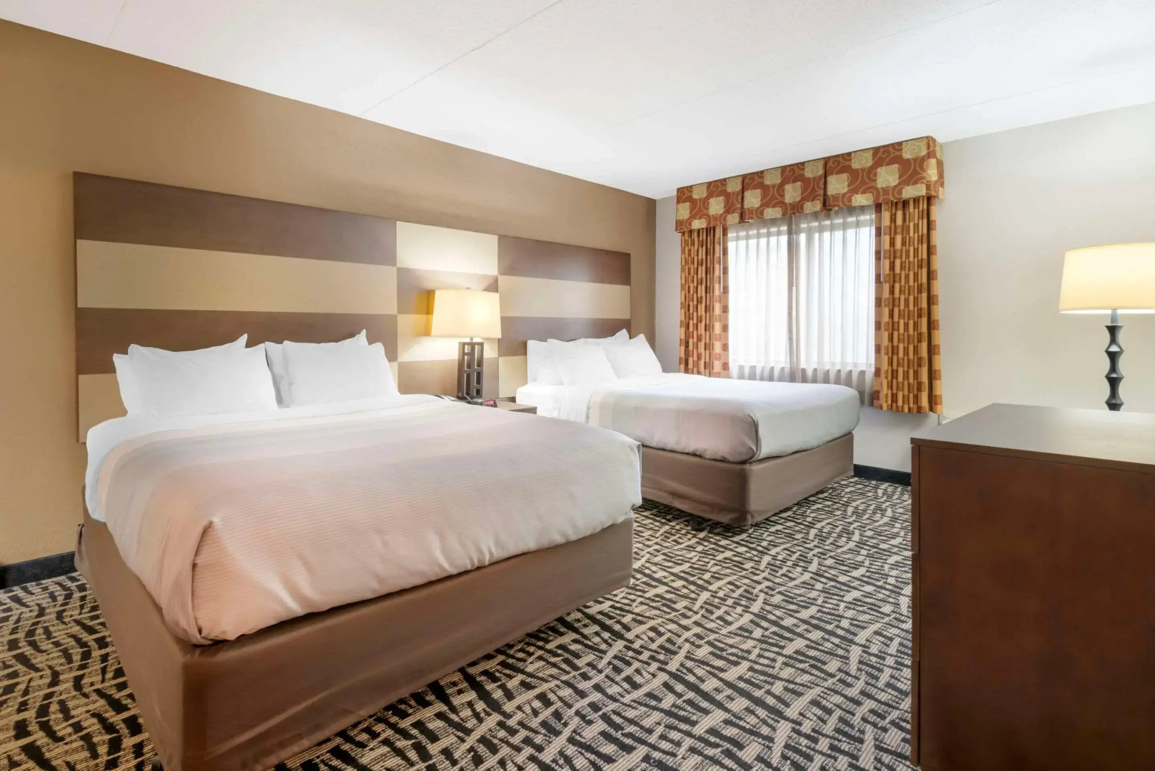 Quality Inn & Suites Mayo Clinic Area