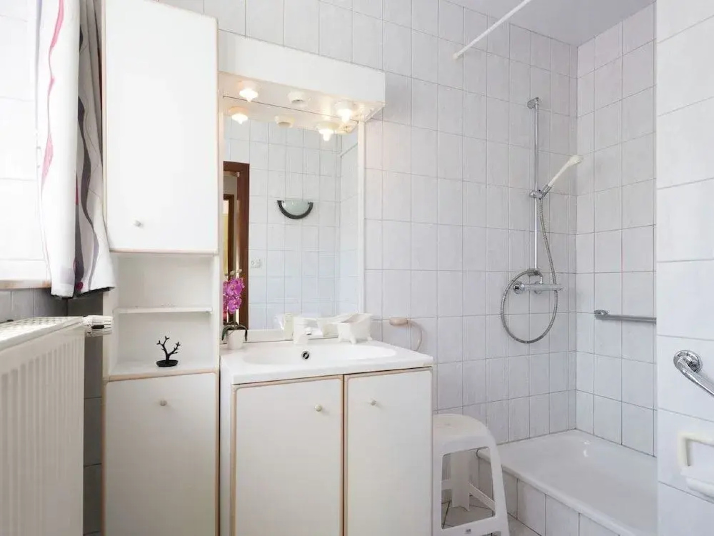 Spacious Holiday Home With Large Garden