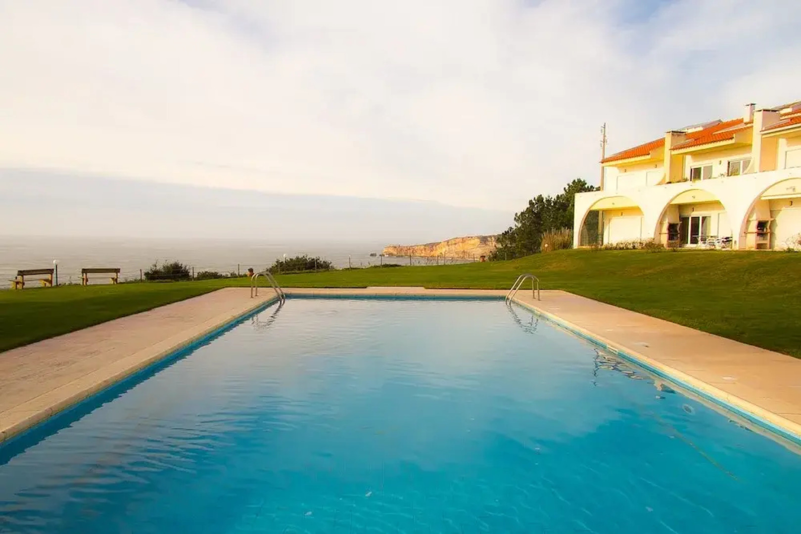 Liiiving in Nazare - Bay View Villas