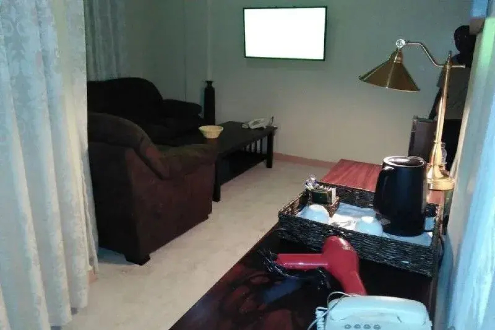 Tea Tot Paradise Hotel