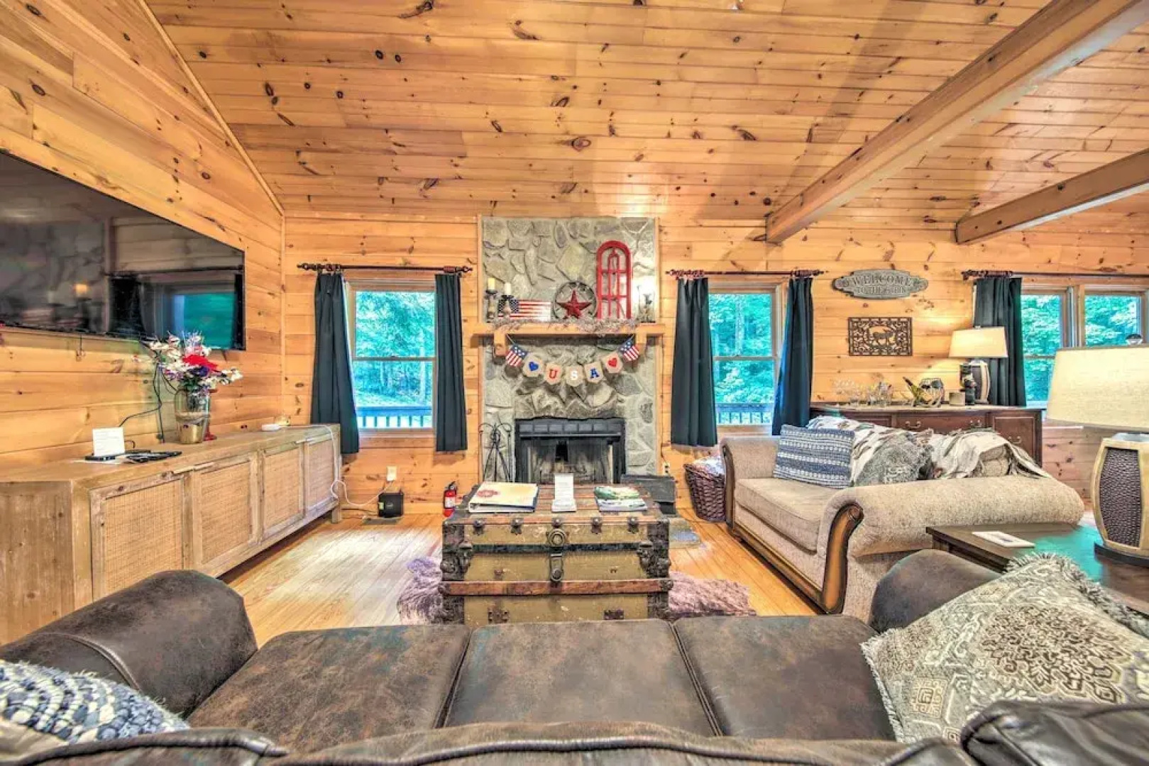 Cozy Cabin in Coosawattee River Resort!