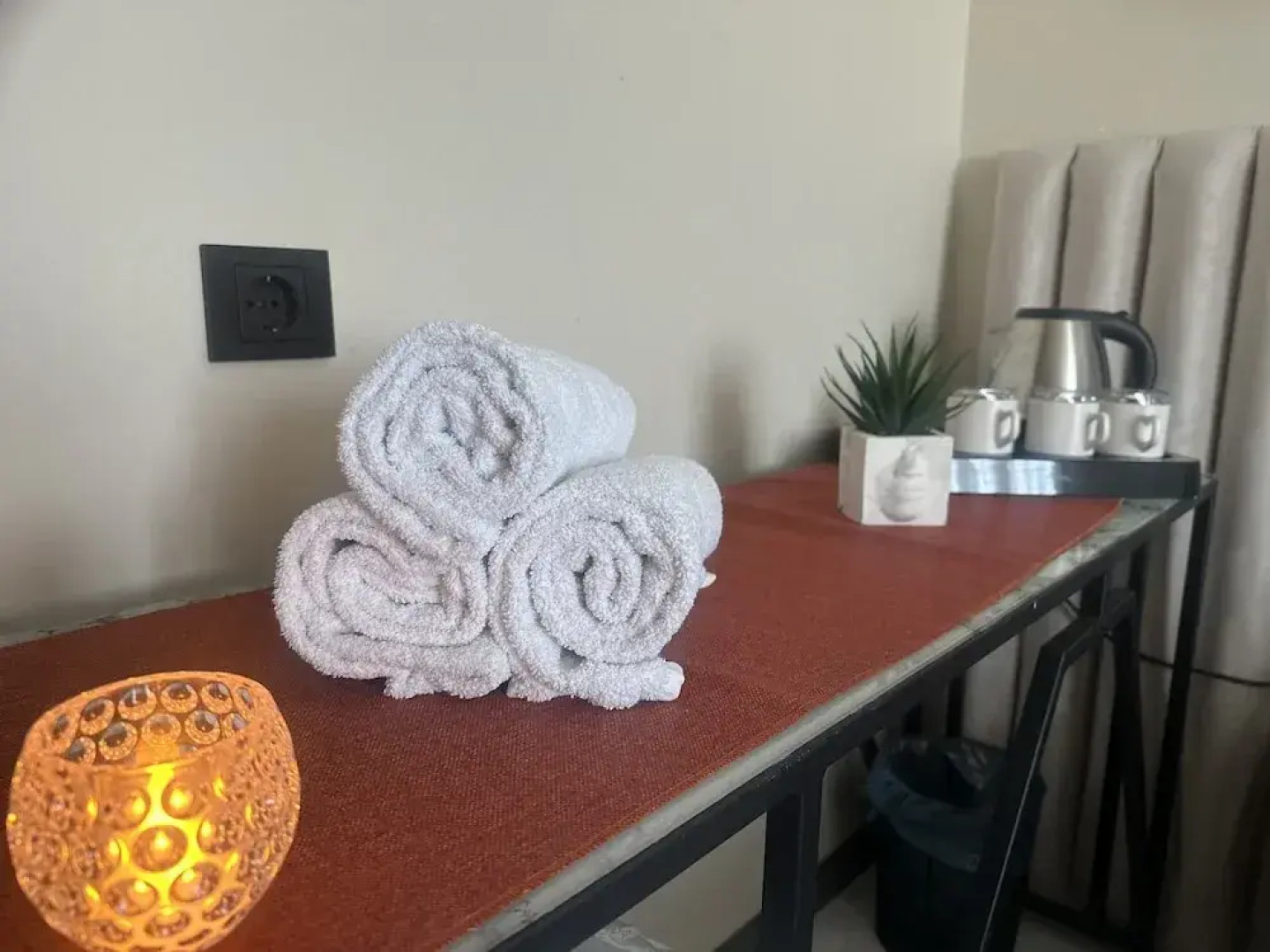 D Twins Airport Hotel