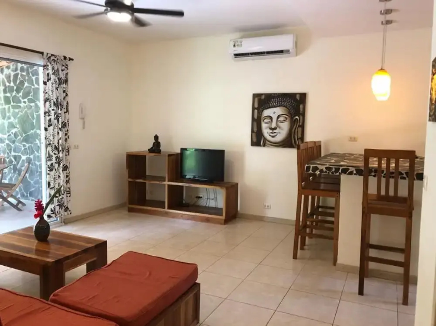Costa Riki Apartments