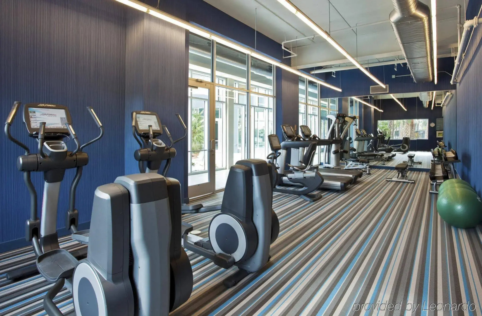 Aloft Jacksonville Tapestry Park