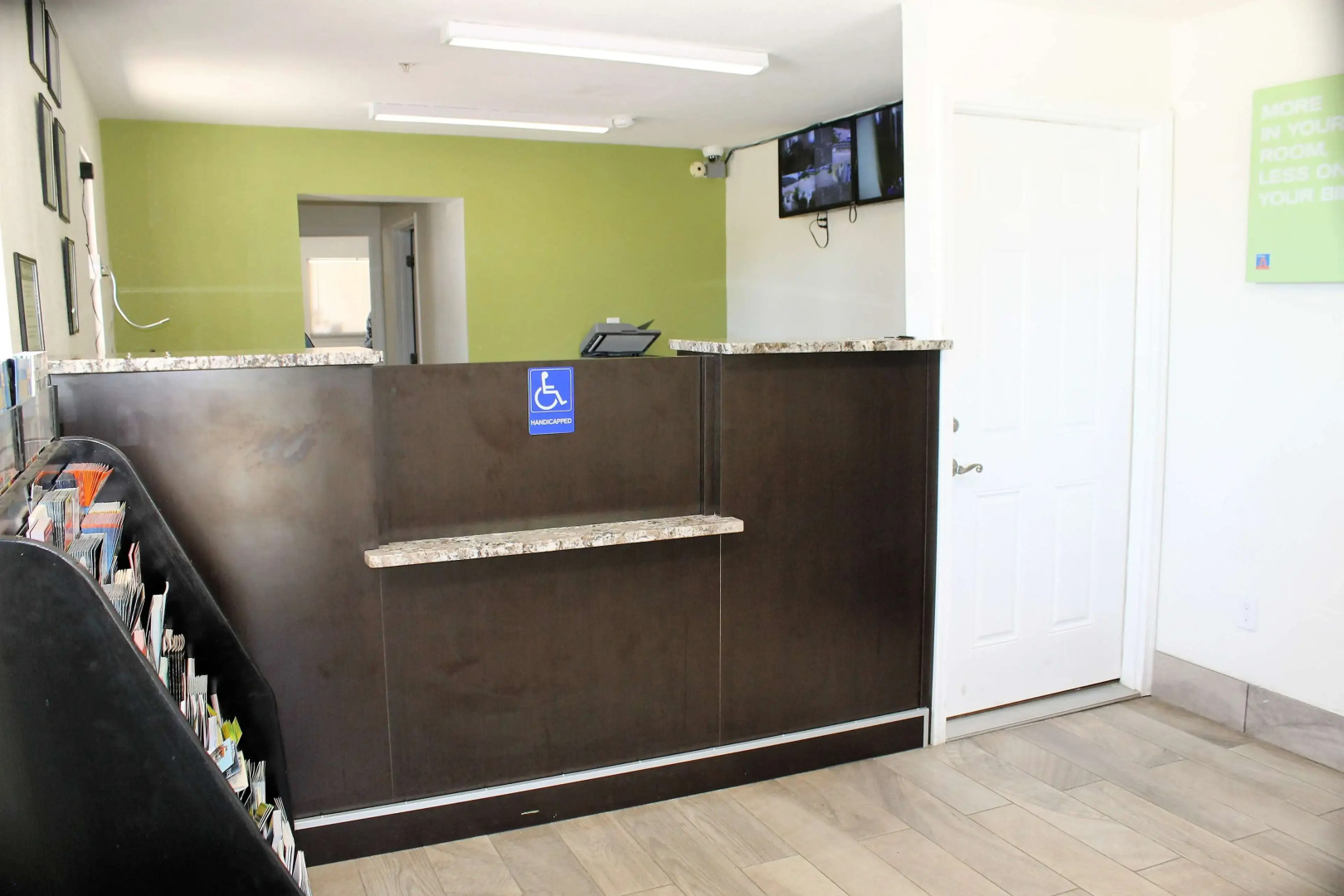 Studio 6 Savannah, GA