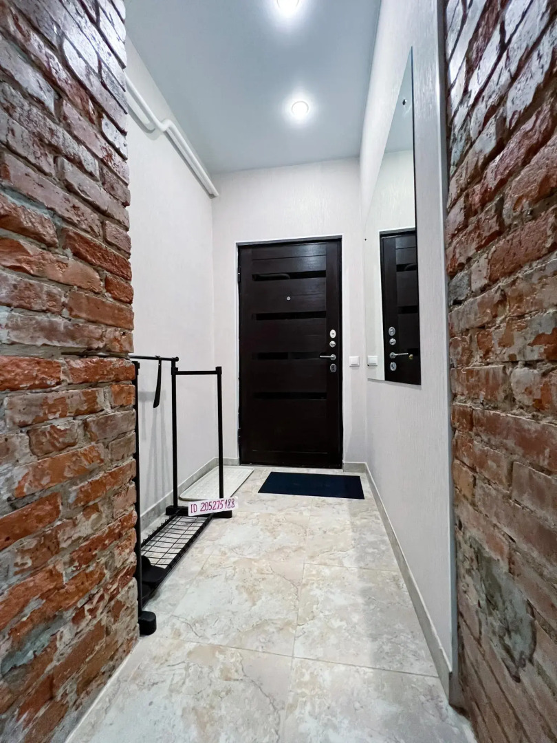 Погостим на улице Николаева