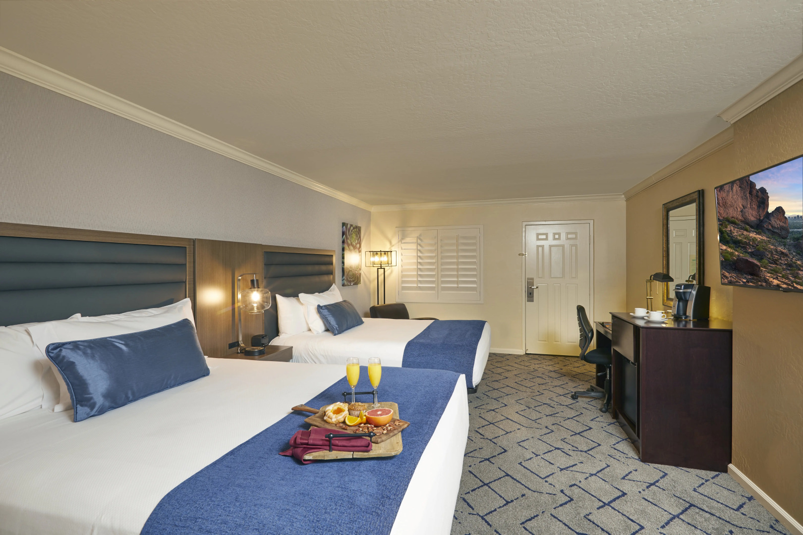 Scottsdale Plaza Resort