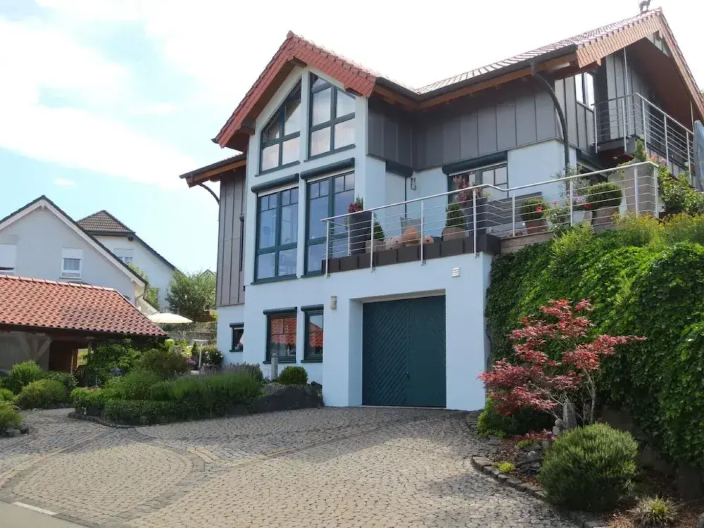 Apartment in Vulkaneifel With Idyllic Garden
