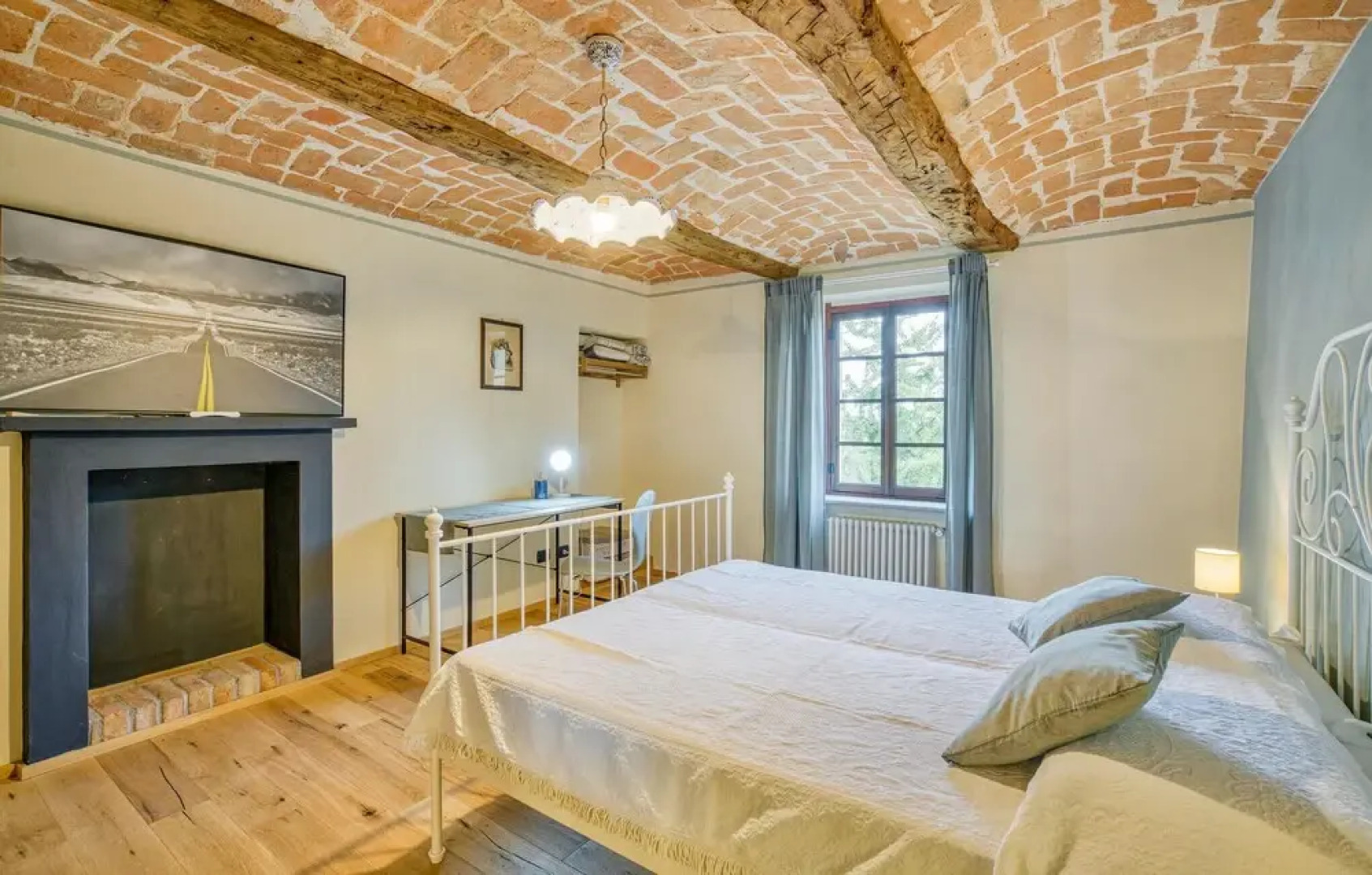 Amazing Home in Belveglio With 4 Bedrooms and Wifi