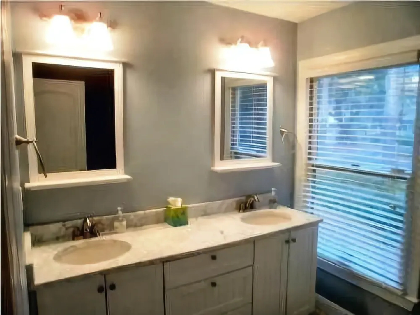 Sea, Sun N' Sand - 4 Br home by RedAwning