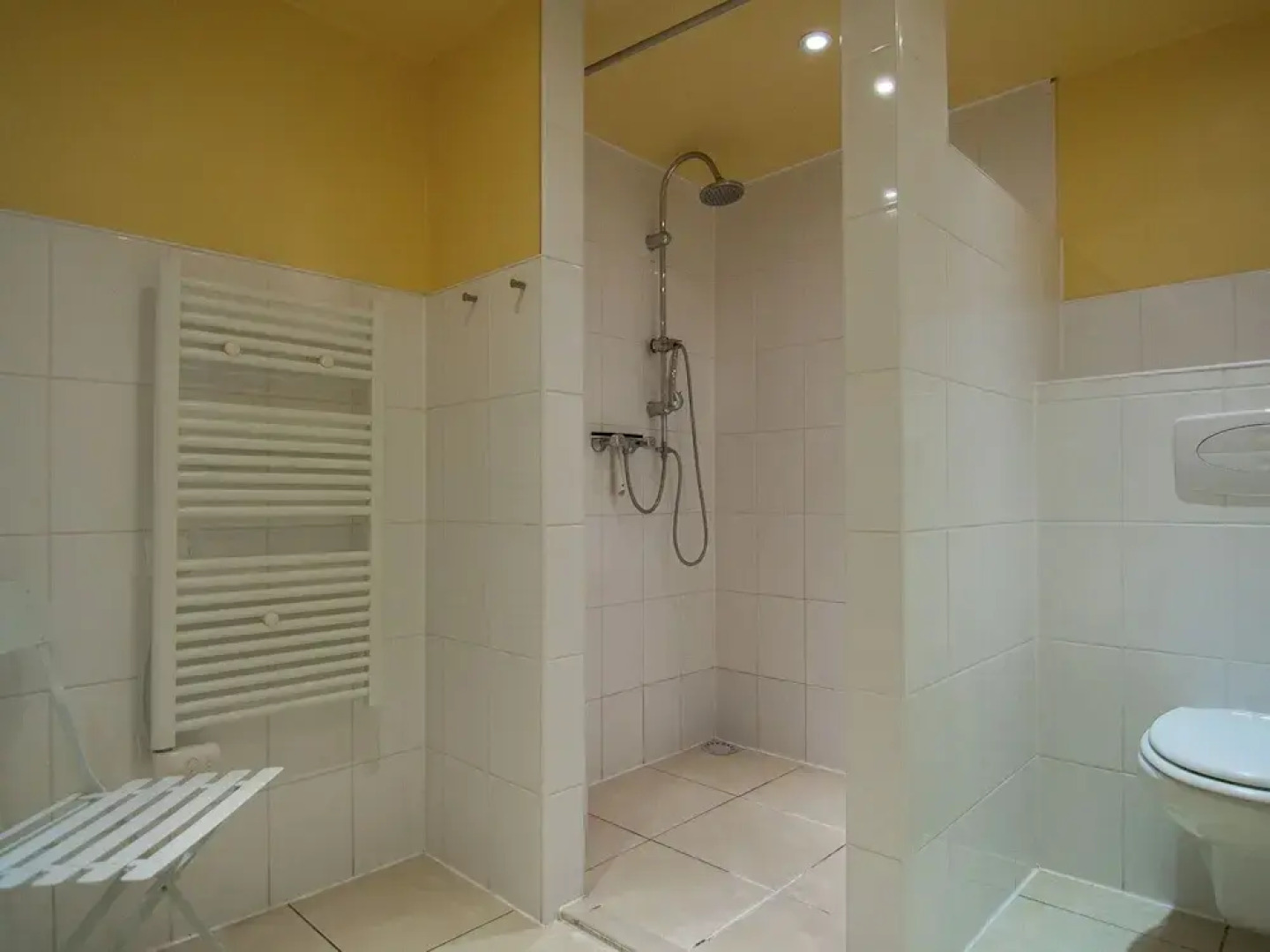 Spacious Gite With Large Terrace