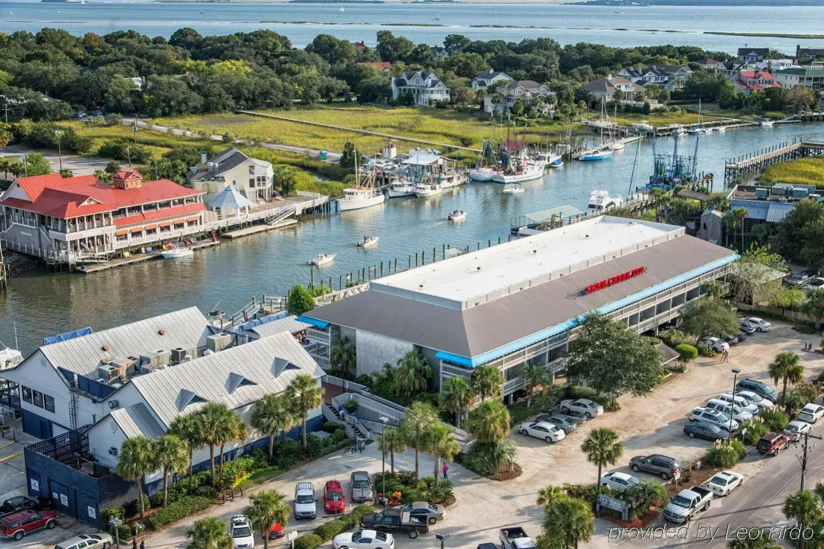 Shem Creek Inn