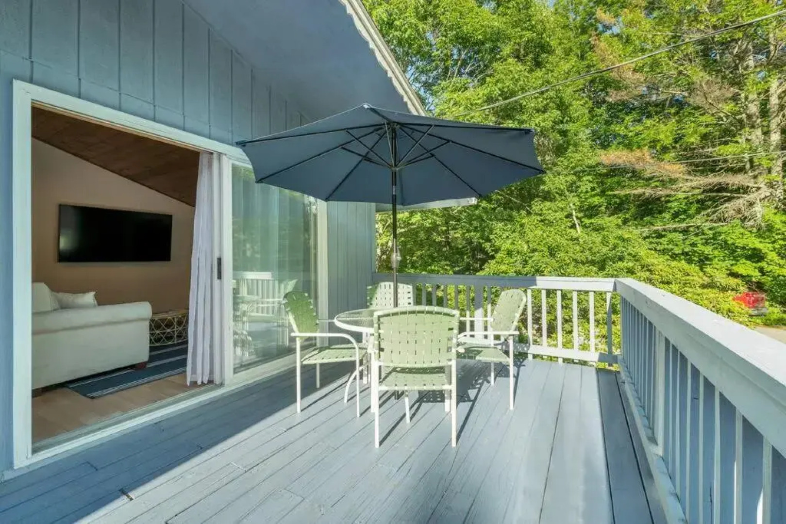 Gunstock & Lakes Region Year Round Chalet