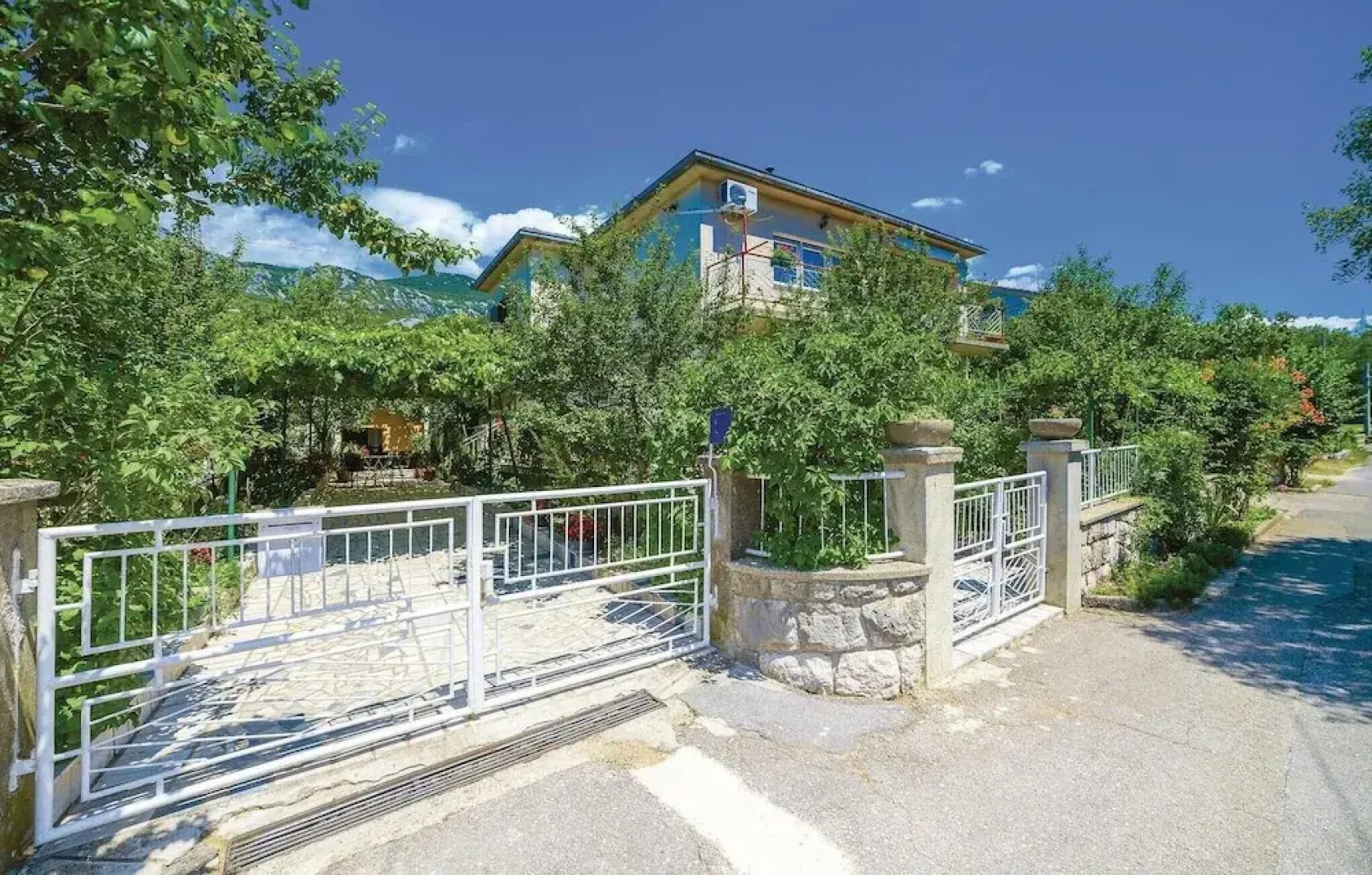 Amazing Home in Tribalj With Wifi and 2 Bedrooms