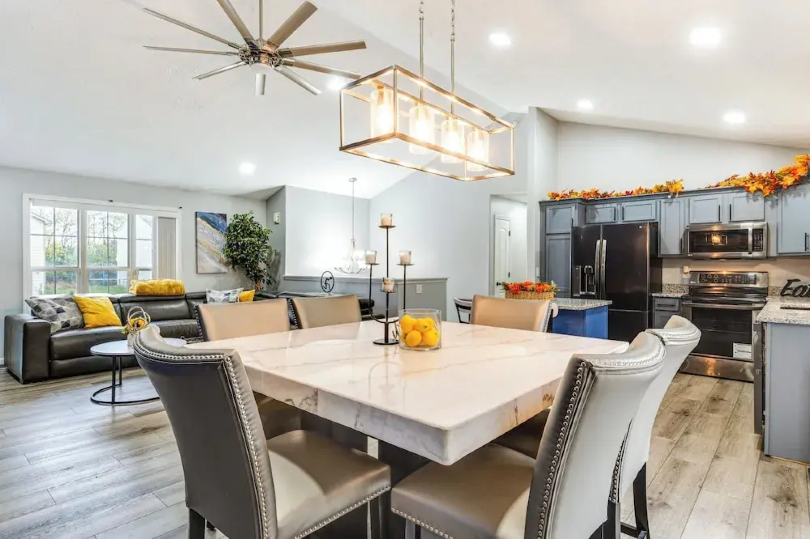 Cozy Ohio Home - Deck, Arcade Games & Near Golfing