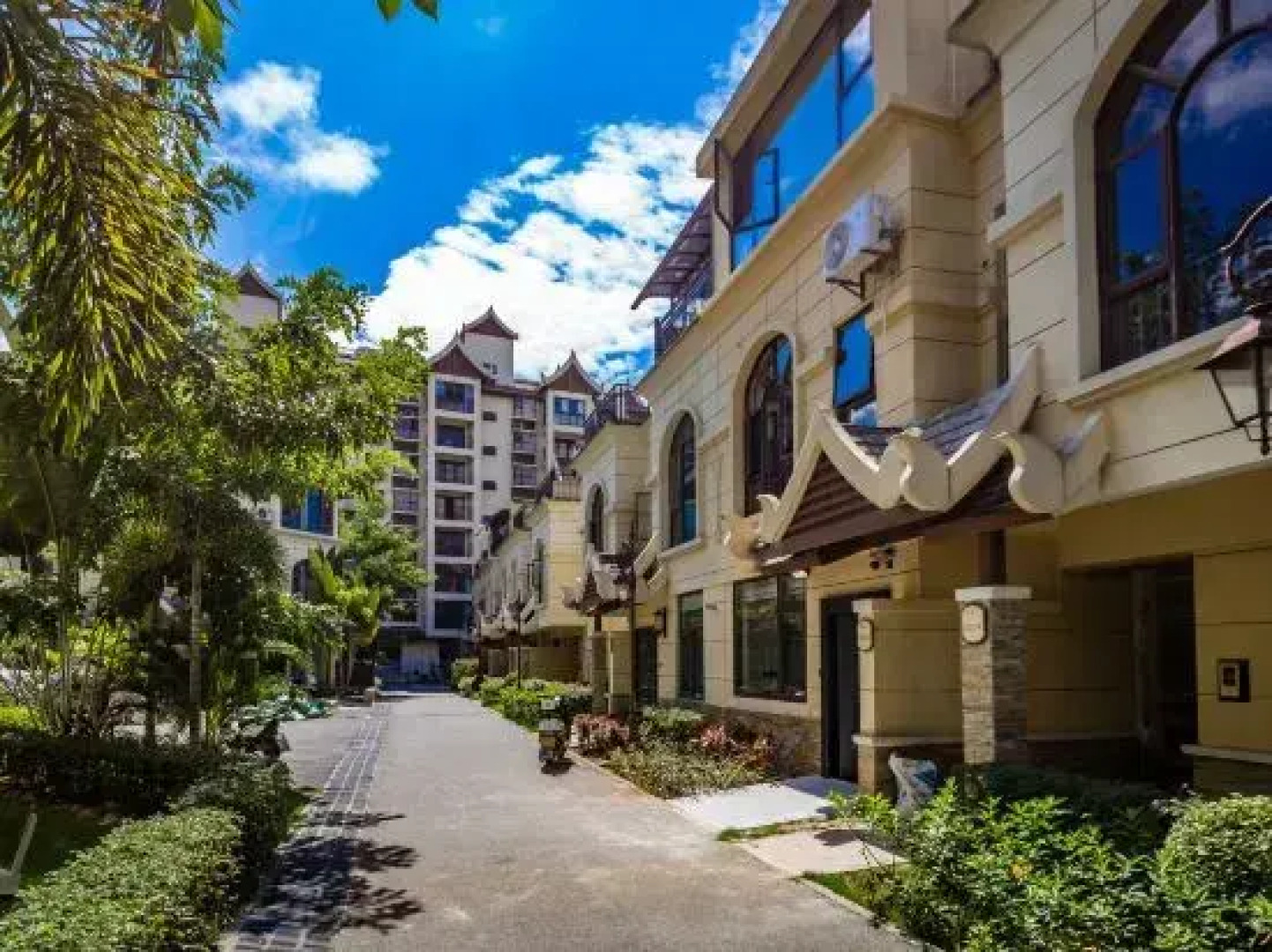 Youkelili Boutique Homestay (Xishuangbanna Gaozhuang Night Market)