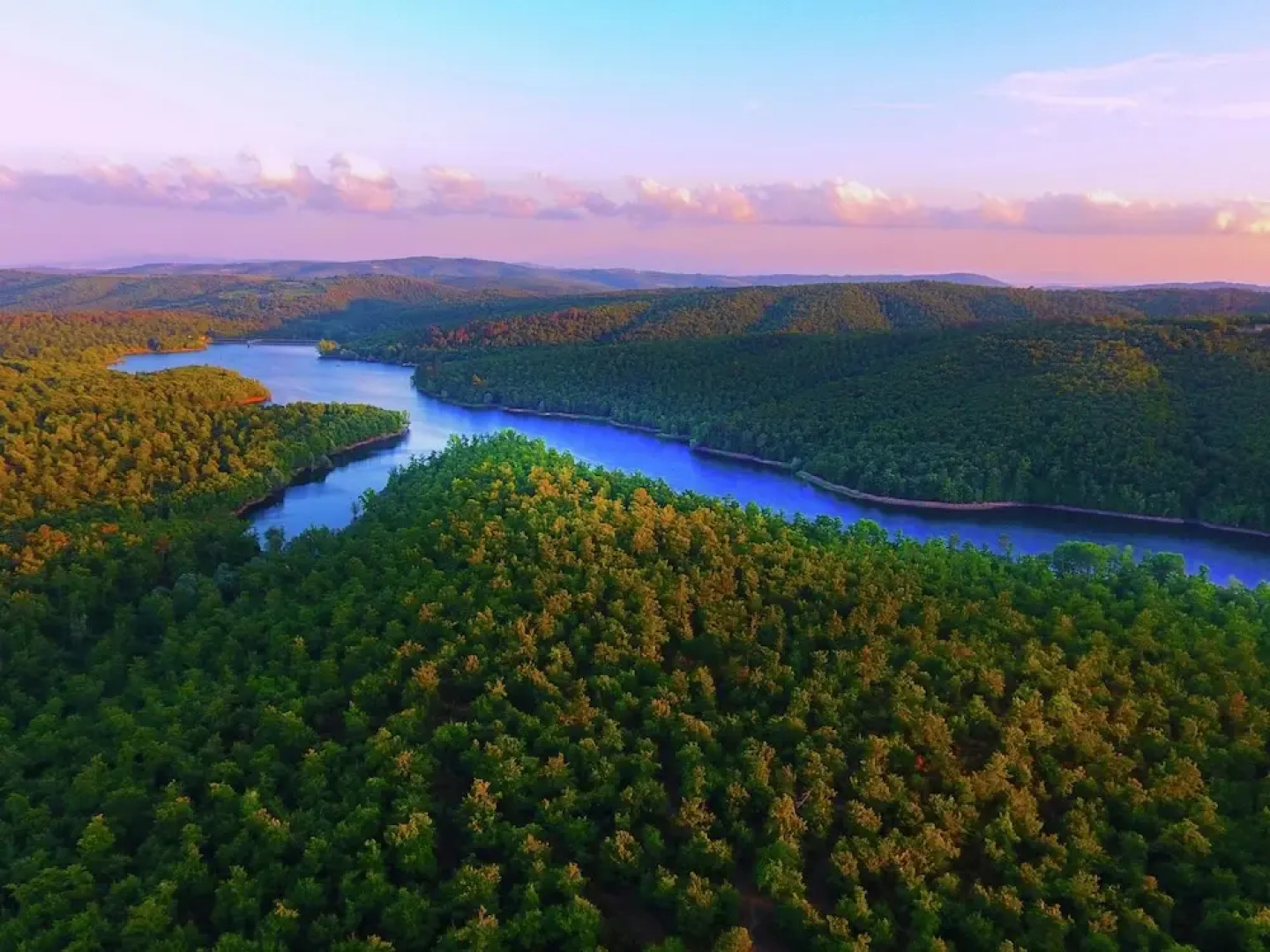 Majestic Farmhouse in Lucignano With Swimming Pool