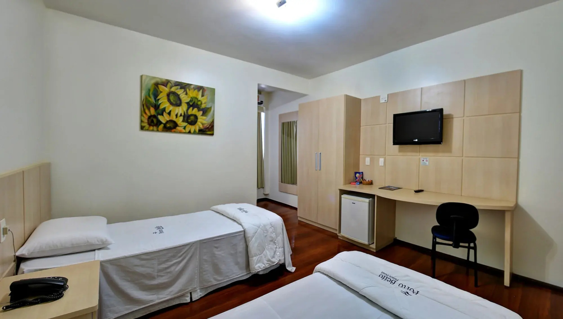 Porto Minas Hotel e Convenções