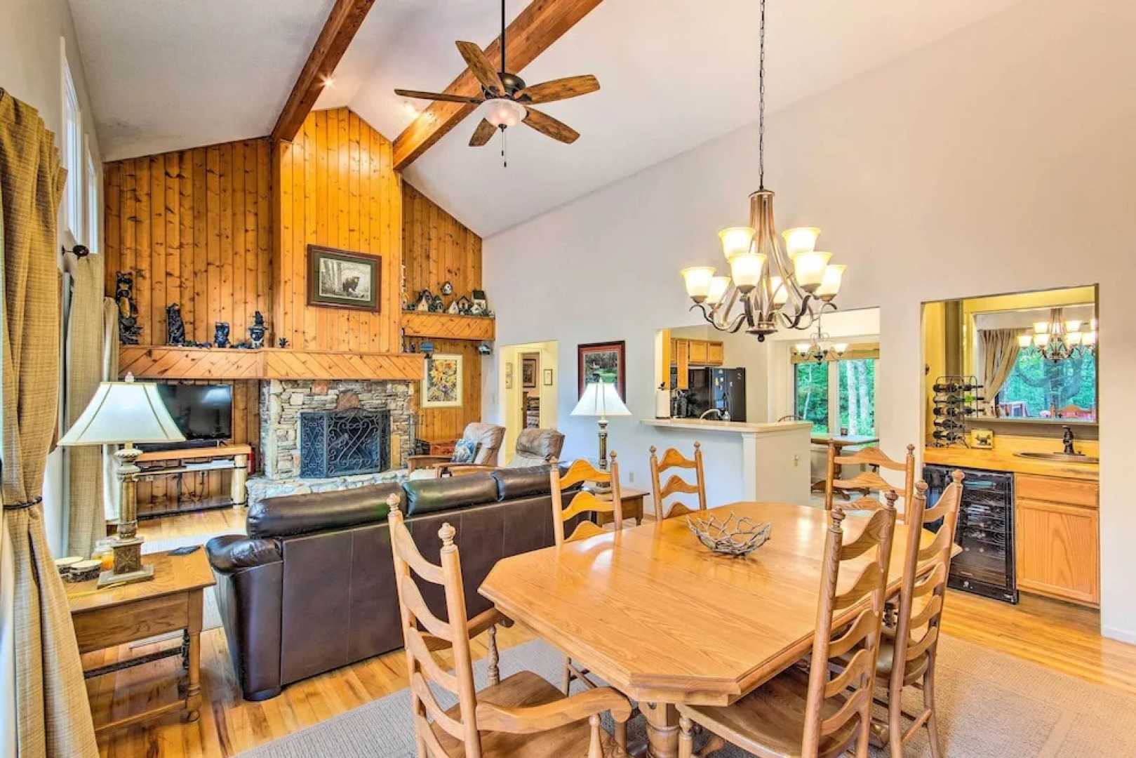 Lake Toxaway Cabin w/ Fire Pit - 1 Mi to Marina