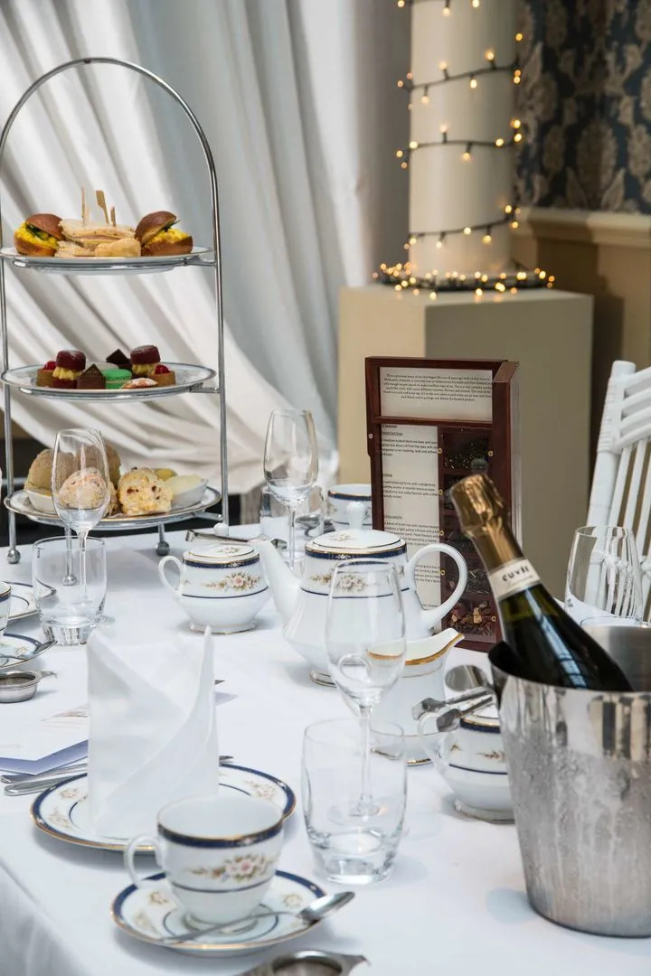 Hadley's Orient Hotel