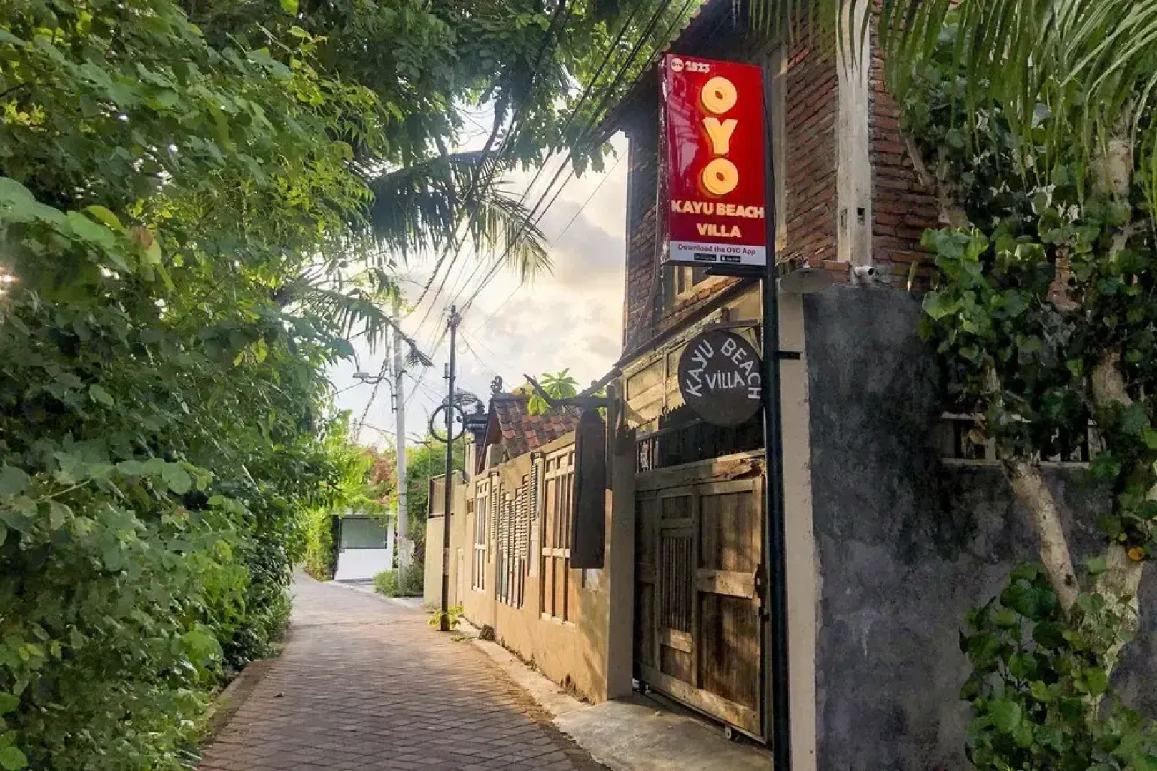 Oyo 2523 Kayu Beach Villa