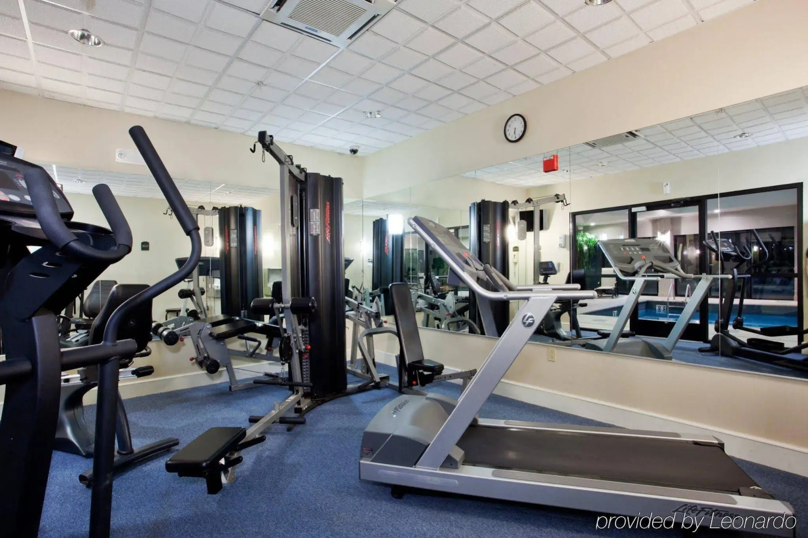 Holiday Inn Express & Suites Newport News by IHG