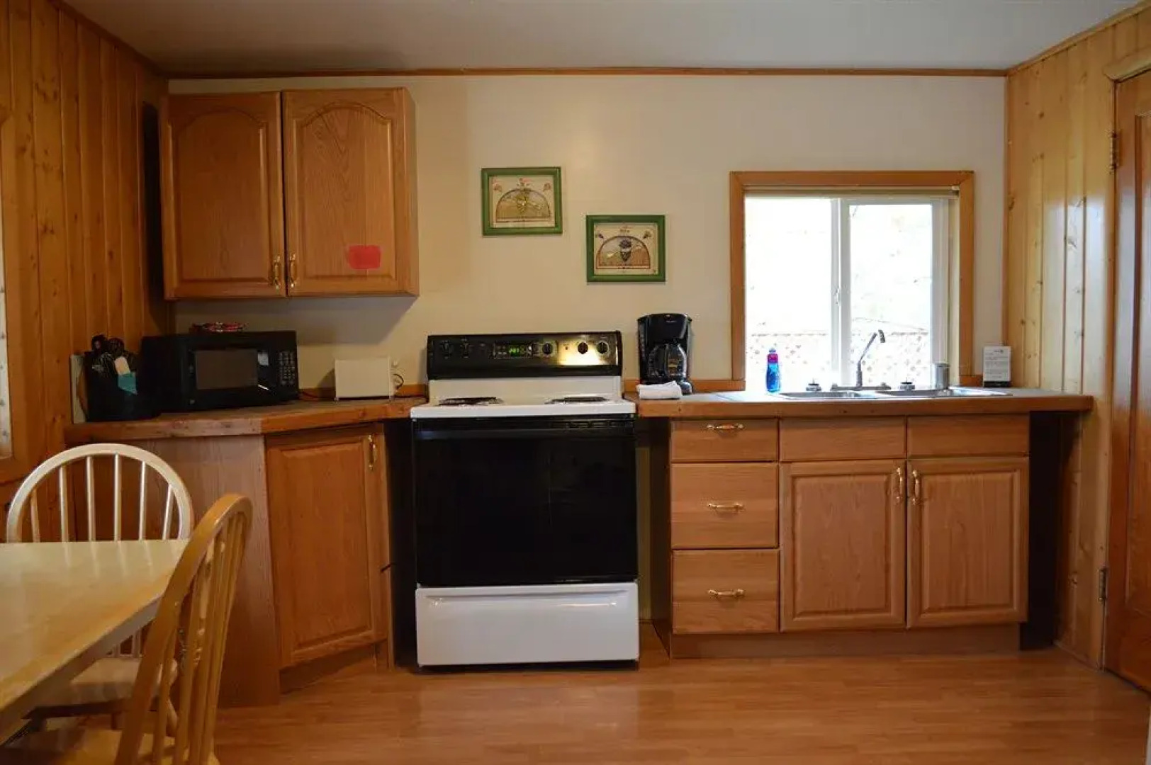 Daven Haven Lodge & Cabins