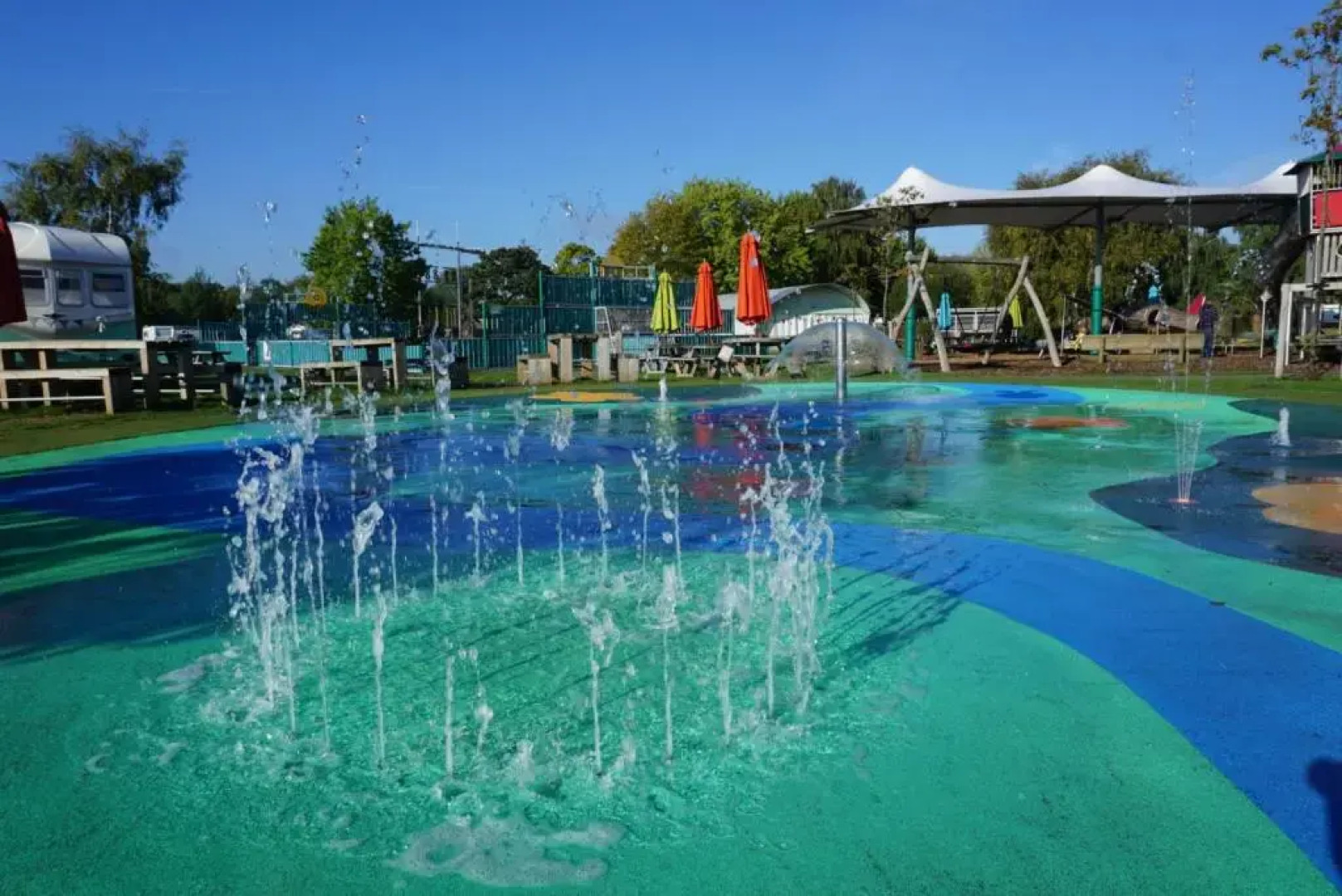 MPoint36 at Tattershall Lakes Hot Tub Lake Views 3 Bedrooms