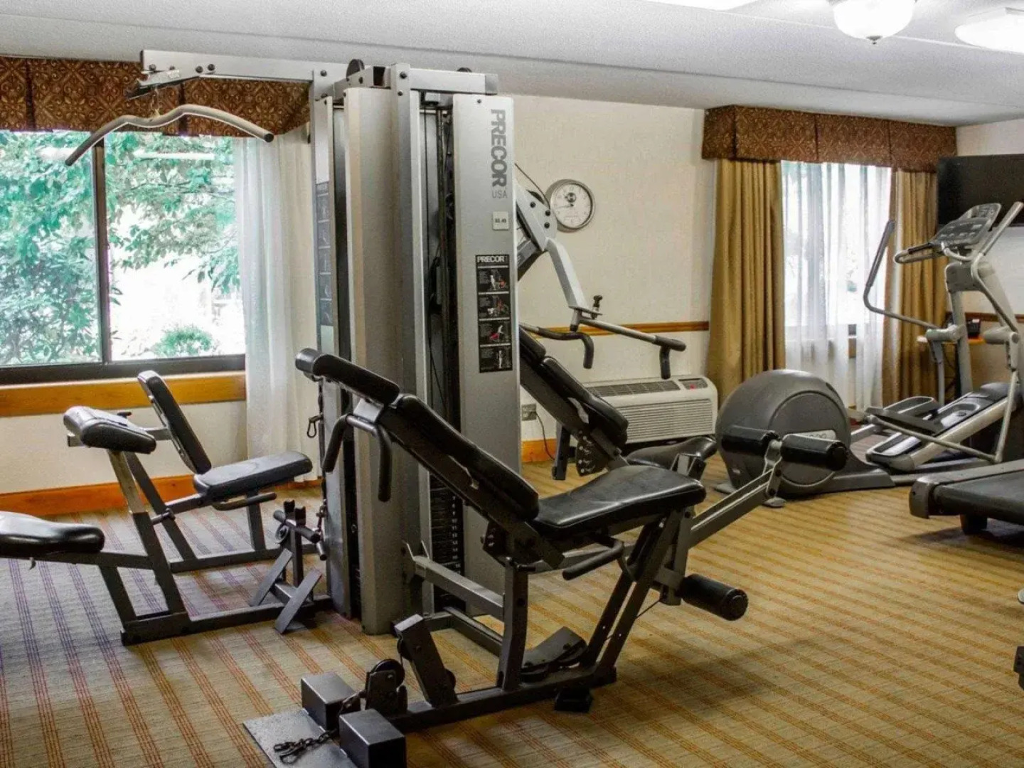 Clarion Hotel Conference Center on Lake Erie