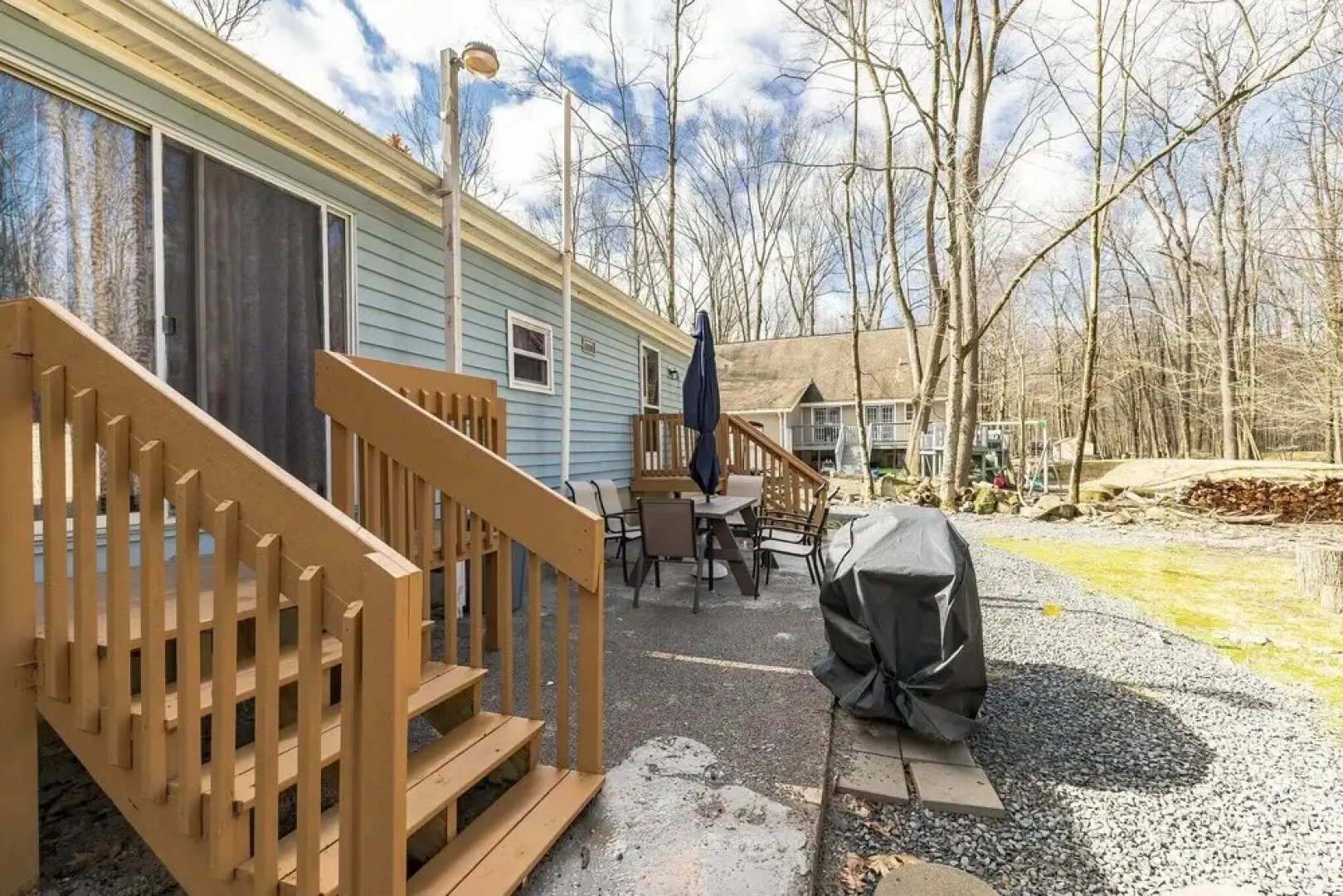 Pocono Family Home With Lake Access & Fire Pit! Pet Friendly! 3 Bedroom Cabin by Redawning