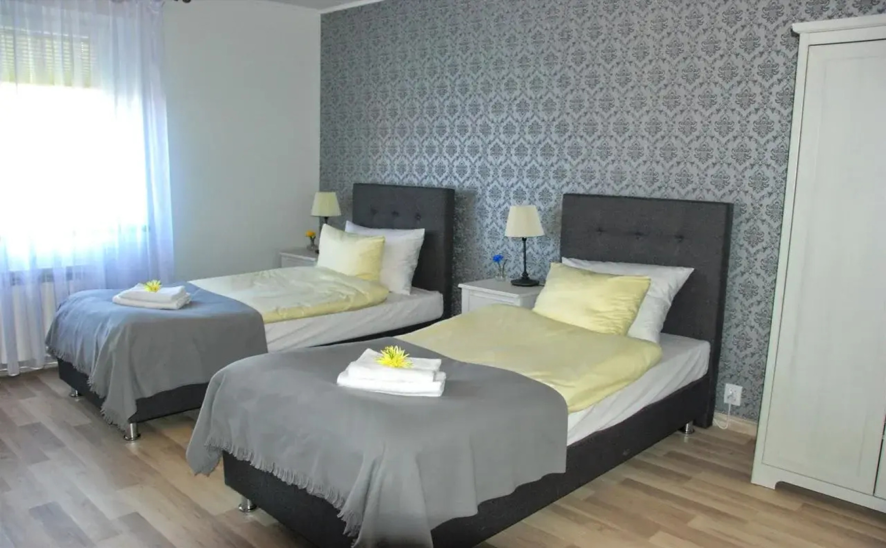 7th Room Guest House