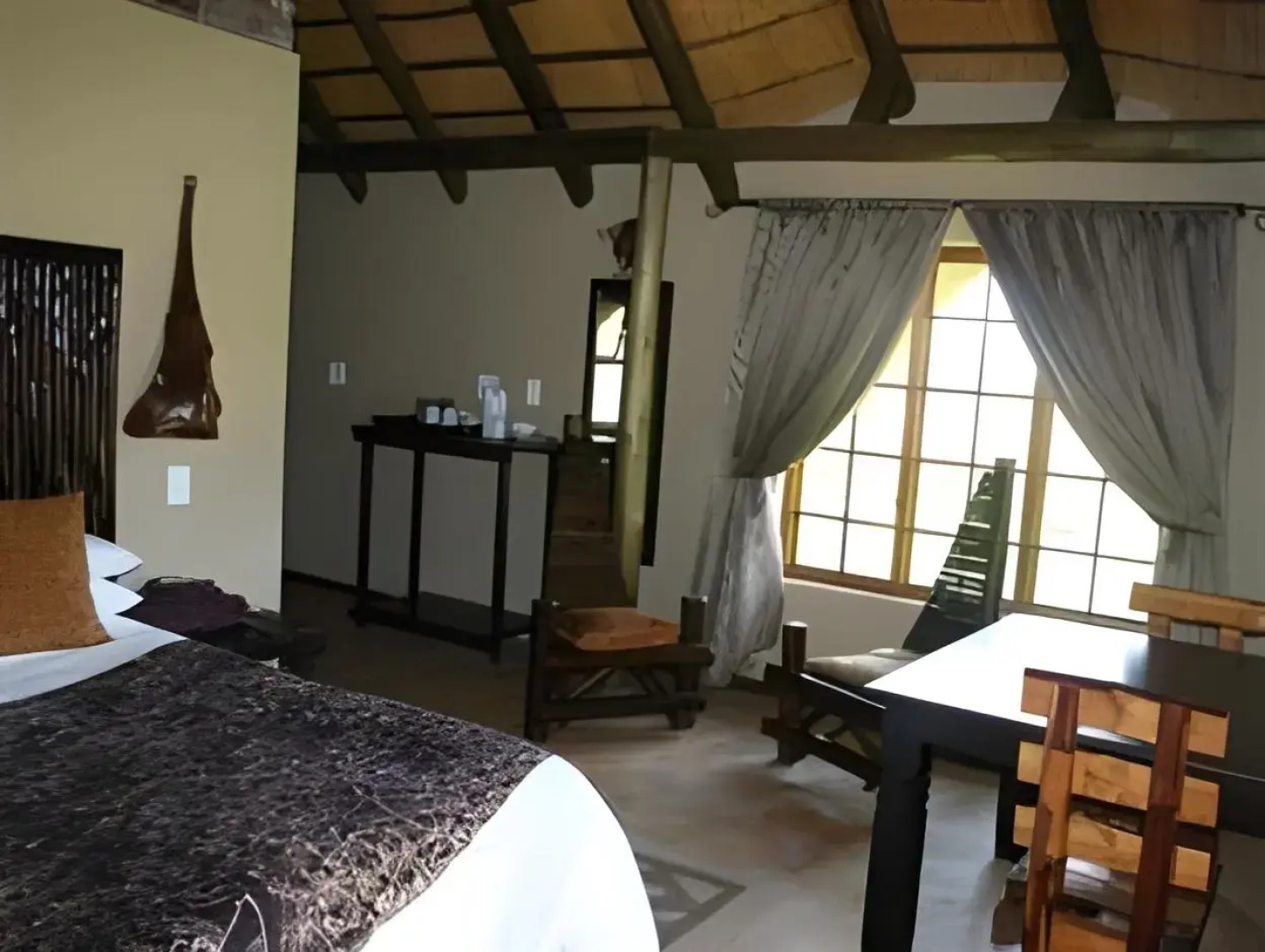 African Flair Country Lodge