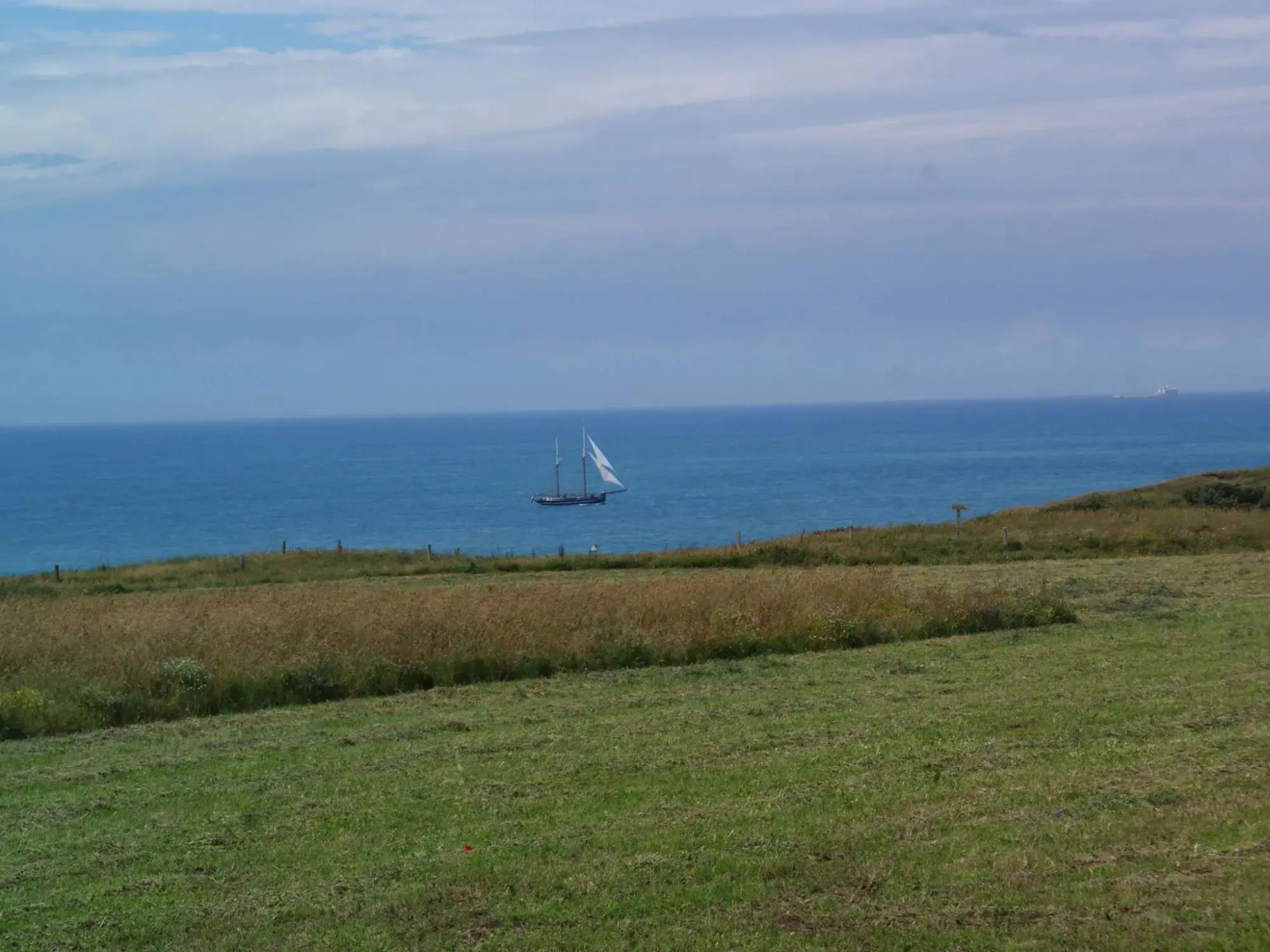 Fantastic Renovated House on the Opal Coast Cliffs