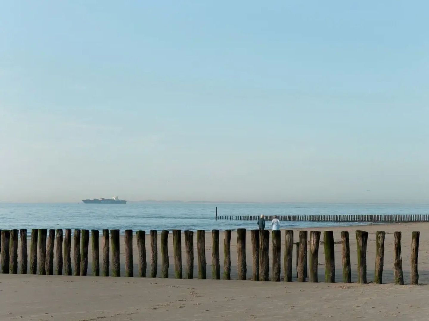 Detached Villa With Four Bathrooms, 400 m. From the Beach