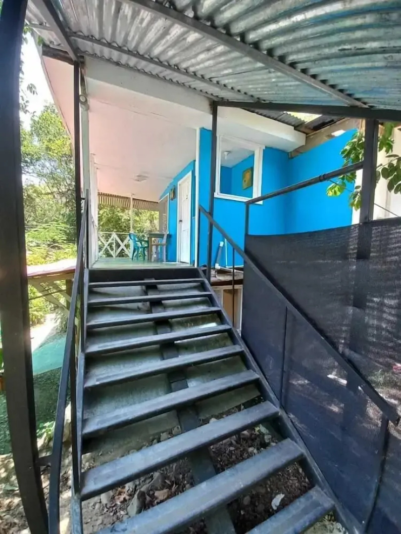 Donde Familia Manito