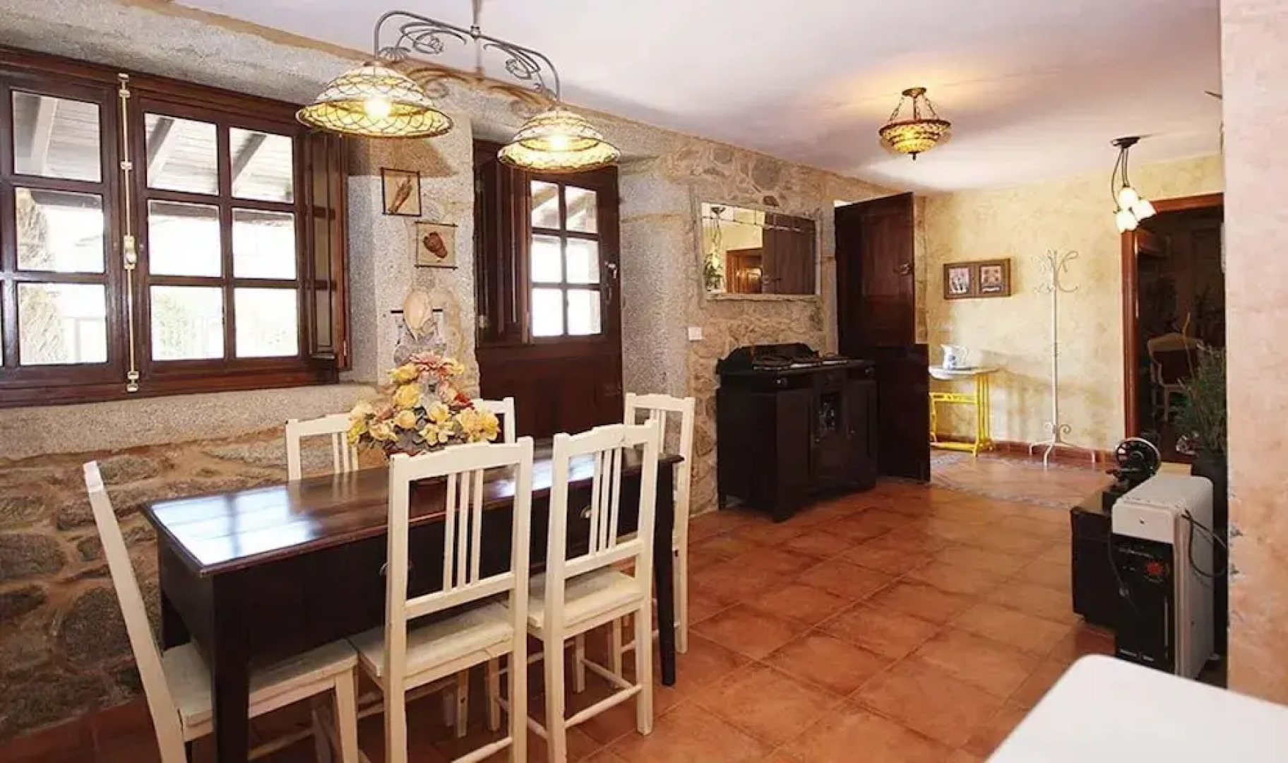 House - 3 Bedrooms - 104954