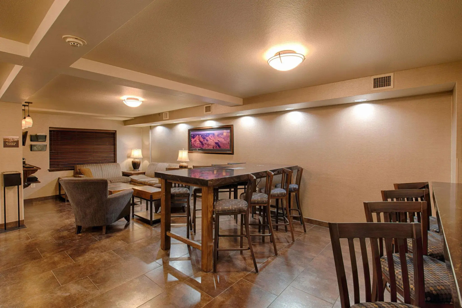 Grand Canyon Hotel & Suites