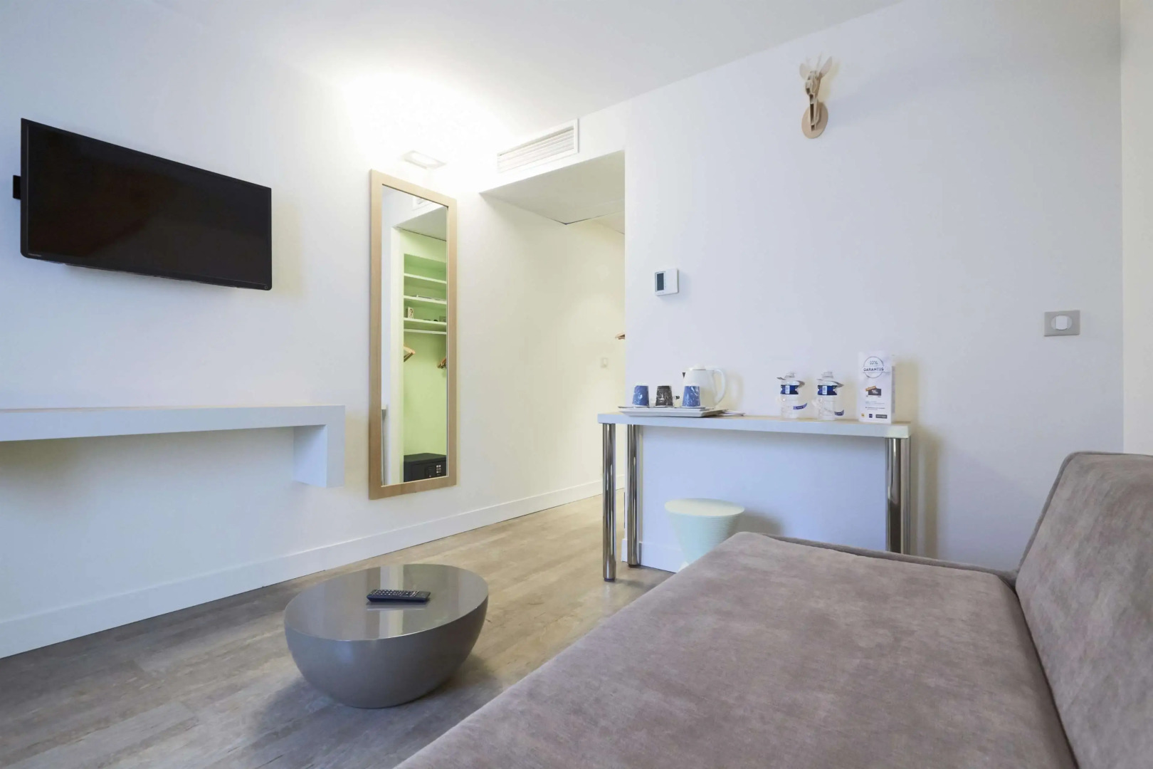 Kyriad Paris 18 - Porte de Clignancourt - Montmartre