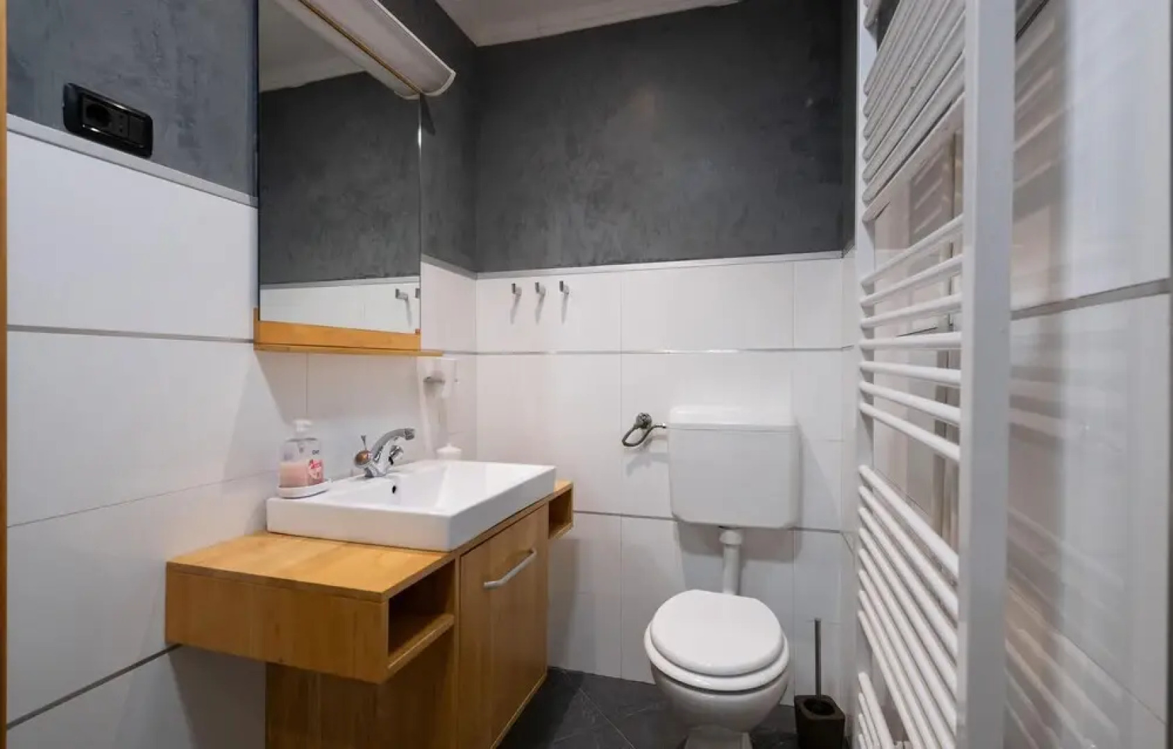 Stunning Home in Medulin With Wifi and 4 Bedrooms