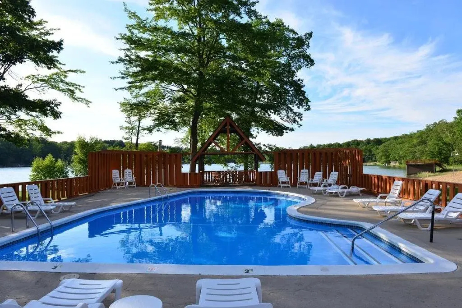 Sojourn Lakeside Resort