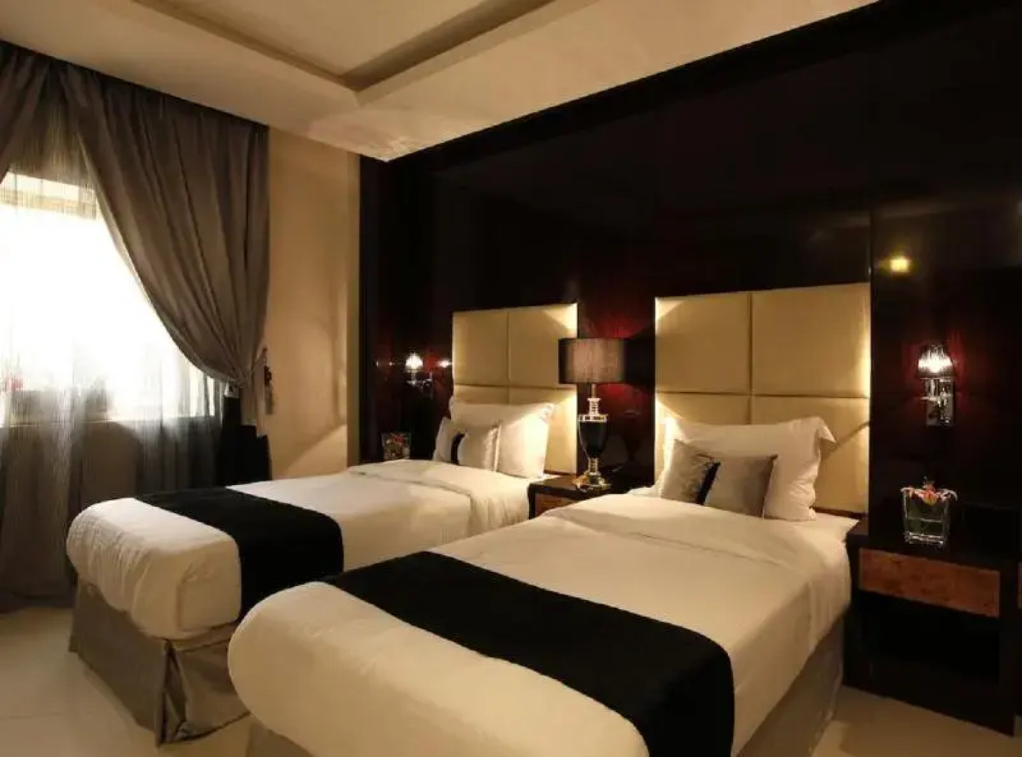 Almuhaidb Takhasosi Residence