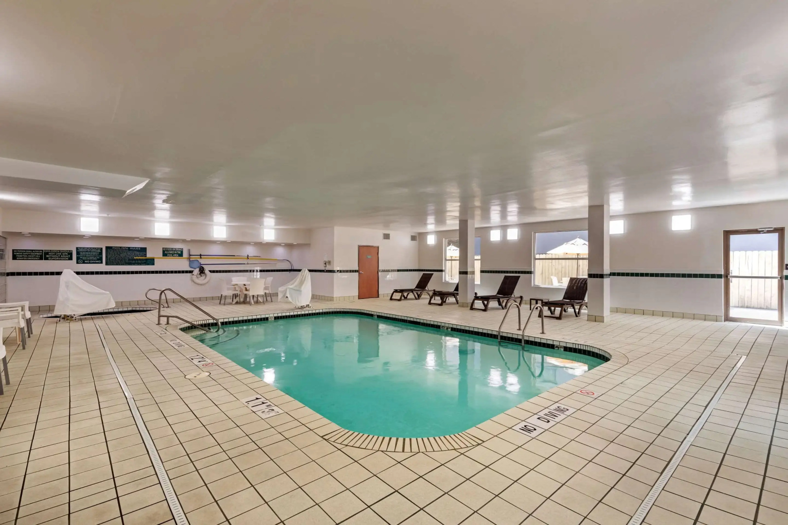 Comfort Suites North Dallas