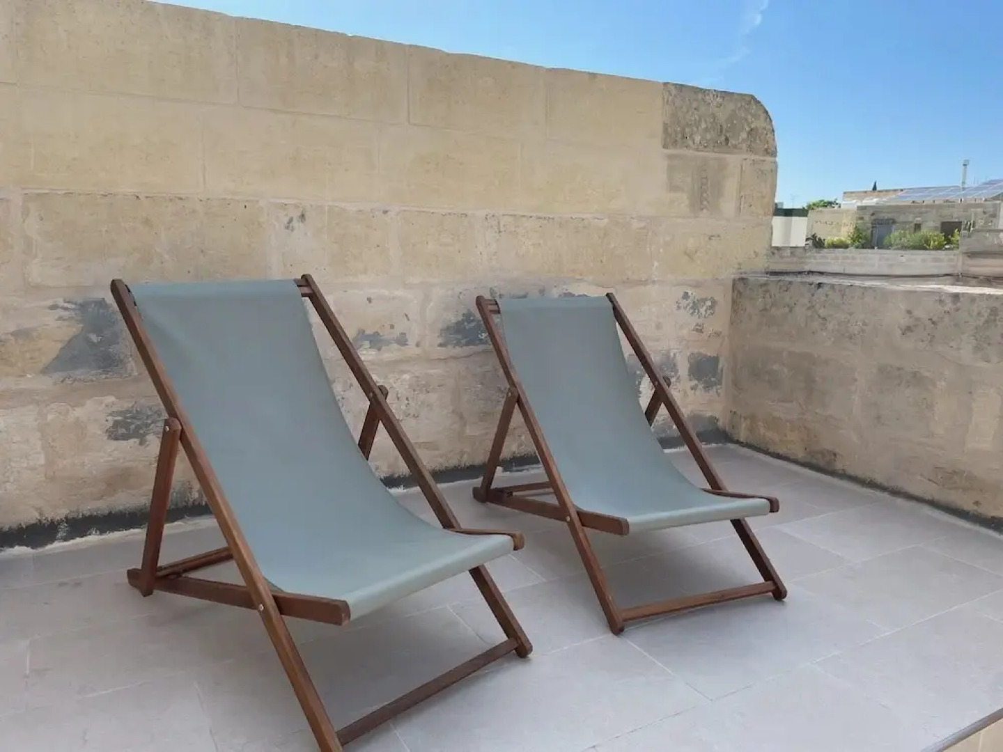 Room in Guest Room - "the 10 Square" - A Townhouse Situated in the Heart of Siggiewi Village Square